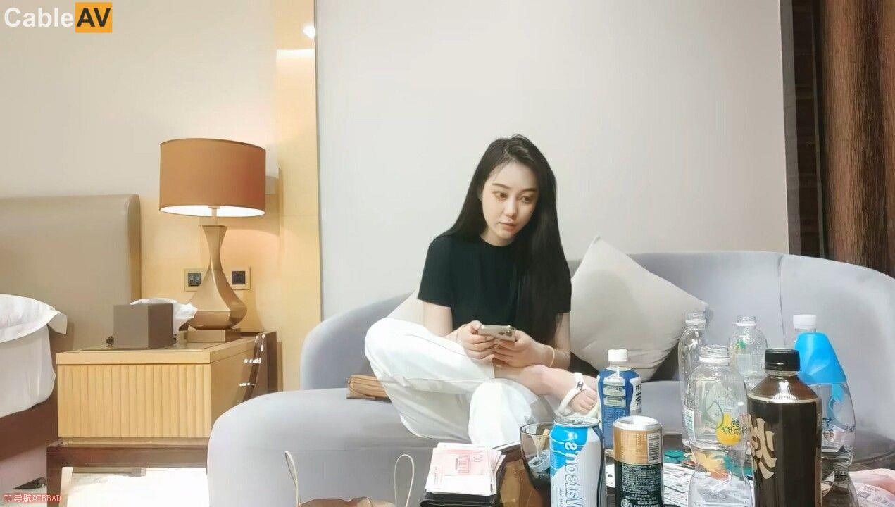美女视频黄的_手机端高清免费看